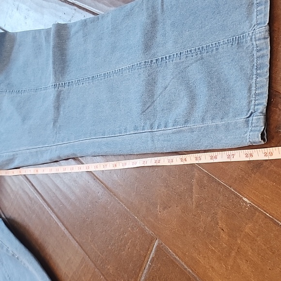 Cathy Daniels Woven Chambray Denim Blue Pull On Wide Leg Jeans Size Medium - Picture 8 of 12